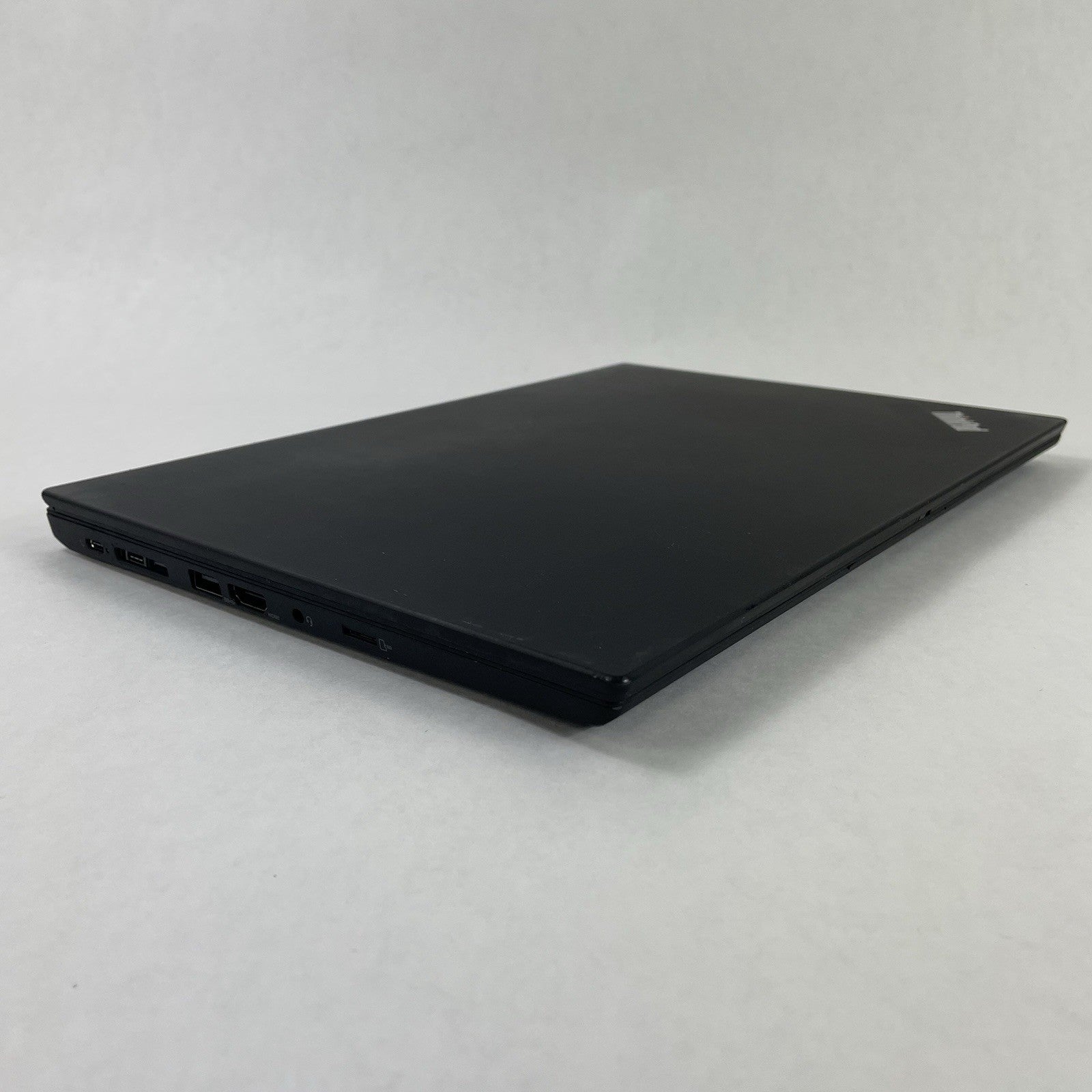 Lenovo ThinkPad T14 Gen 2a 14" Ryzen7 Pro 5850U 1.90 GHz 16 GB RAM No SSD/OS/AC12