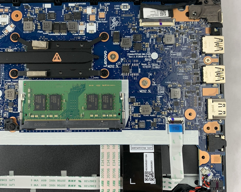 Lenovo ThinkPad E14 14" Gen 1 Laptop i5-10210U 1.6GHz 8 GB RAM No OS/SSD/AC/Batt