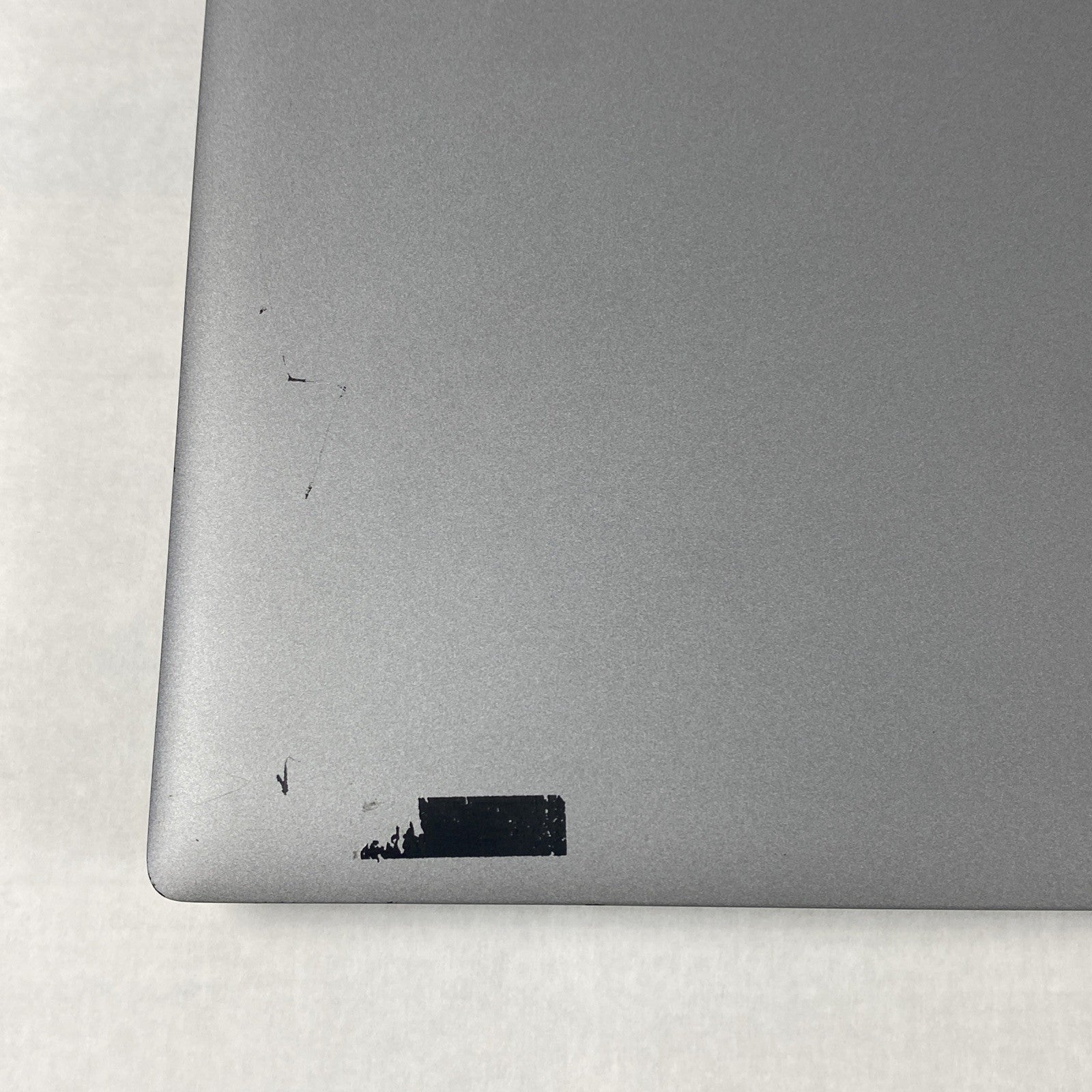 Dell Latitude 5520 Intel Core i5-1145G7 2.60 GHz 16 GB RAM 15.6" No SSD No OS