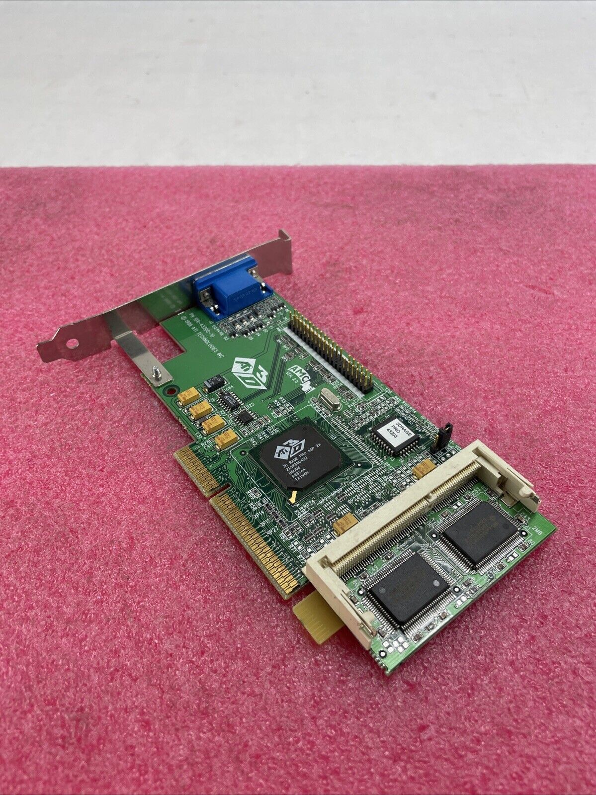 ATI 3D Rage Pro 109-43200-10 AGP 4MB Graphics Card