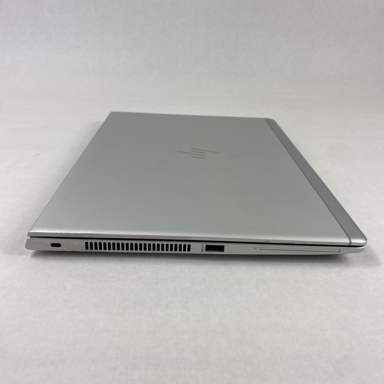 HP EliteBook 840 G5 Core i5-7200U 2.50 GHz 8GB RAM 15.6" No Battery No HDD No OS