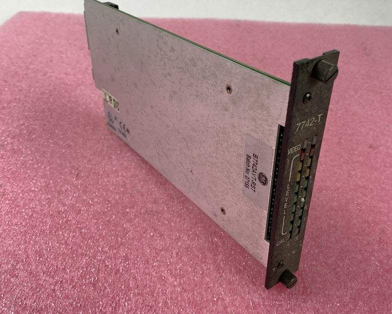 GE Security Fiber Options B7742AVT-RST Digital Audio/Video Transmitter