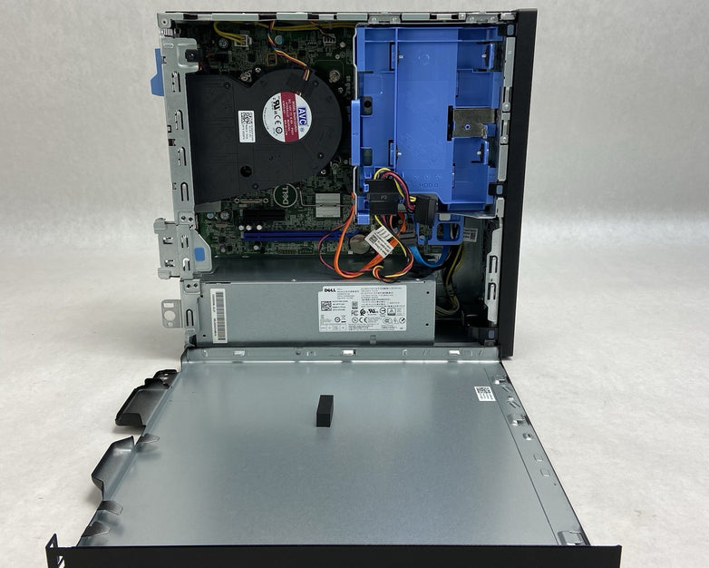 Dell Precision Tower 3431 SFF Intel Core i7-9700 3GHz 8GB RAM No HDD No OS