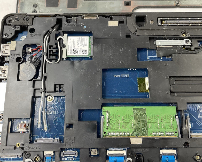 Dell Latitude E5570 15.6" i5-6300U 2.40 GHz 8 GB RAM No SSD/OS/AC - USB