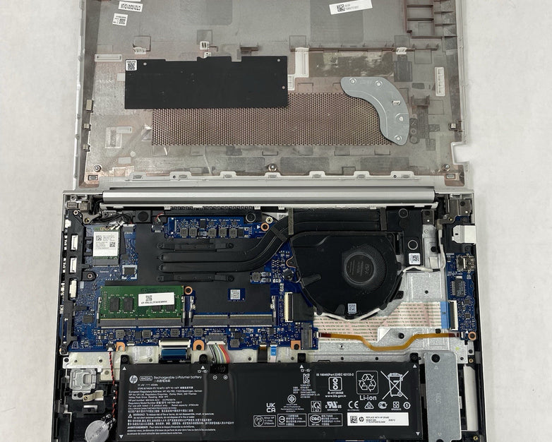 HP ProBook 455 G8 15.6" AMD Ryzen 5 5600U 2.30 GHz 8 GB RAM No SSD/OS/AC/Batt