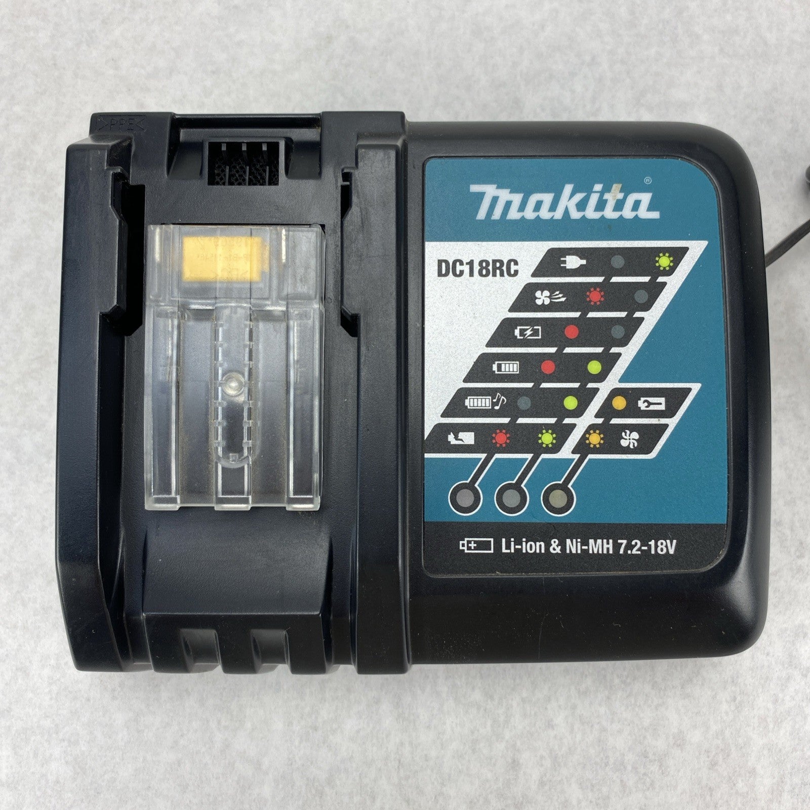 Makita XPH01 Cordless Hammer Driver Drill With Charger and Case - No Battery9