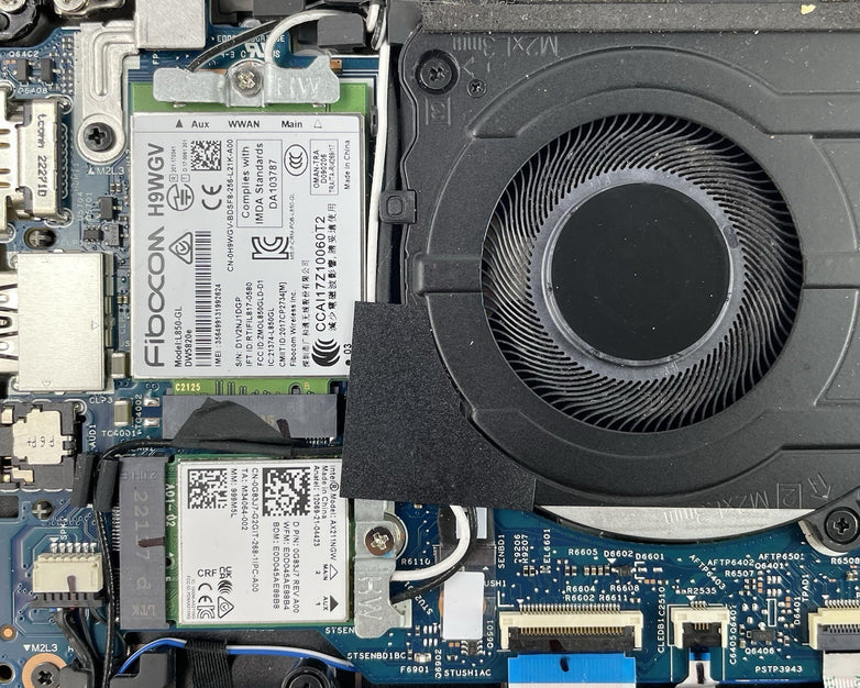 Dell Latitude 5330 13.3" i5-1235U 3.76 GHz 16 GB RAM No SSD/OS/AC