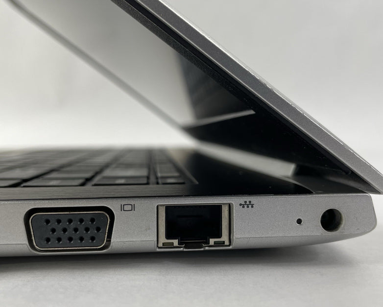 HP mt21 Client 14" Celeron 3867U 1.80 GHz 8 GB RAM No SSD/OS/AC - Hinge Cover