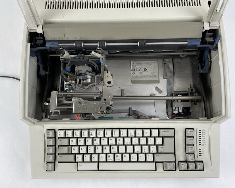 IBM Personal Wheelwriter 1000 6781-024 Electronic Typewriter No Ribbion Tested