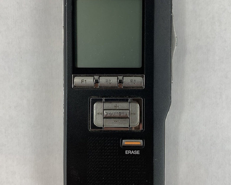 Olympus DS-5000 Digital Voice Recorder With Case and Charging Cradle