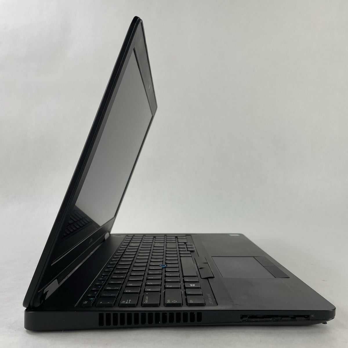 Dell Latitude E5570 15.6" i5-6300U 2.40 GHz 8 GB RAM No SSD/OS/AC - USB8