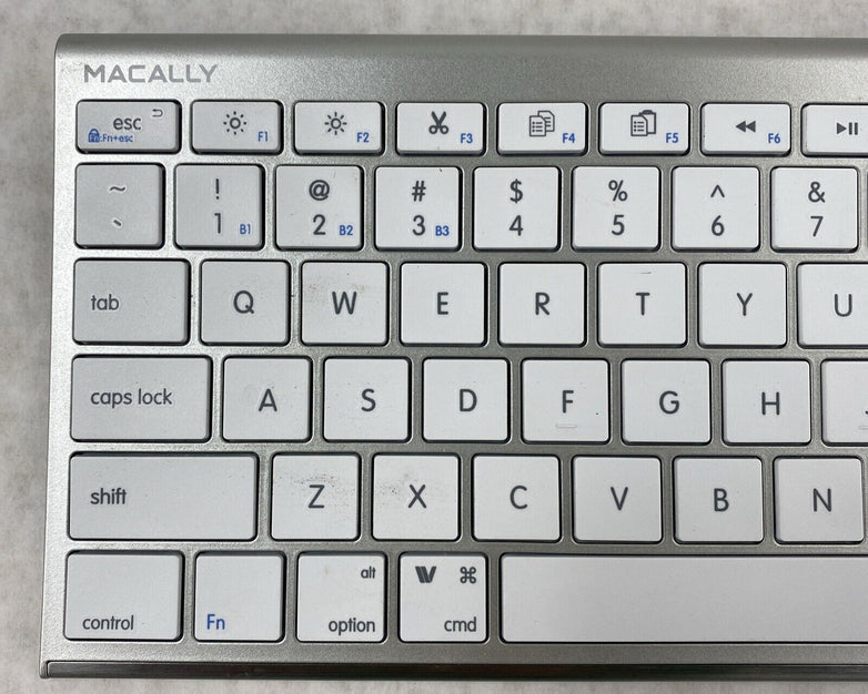 Macally ACEBTKEYA Quick Switch Mac Bluetooth Keyboard for 3 Devices