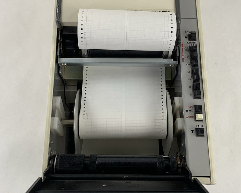 Graphtec WR3101 Linearcorder Mark VII Powers and Prints Not Fully Tested