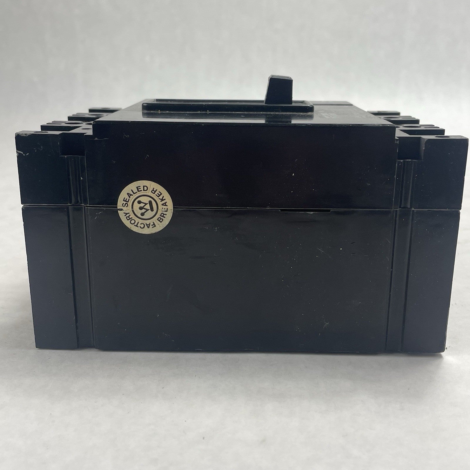 Westinghouse Circuit Breaker FB3040L 3-Pole 40A 600VAC Untested5