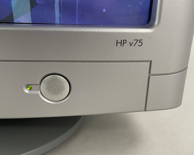 HP v75 Monitor 17" Retro CRT TV Monitor with Stand