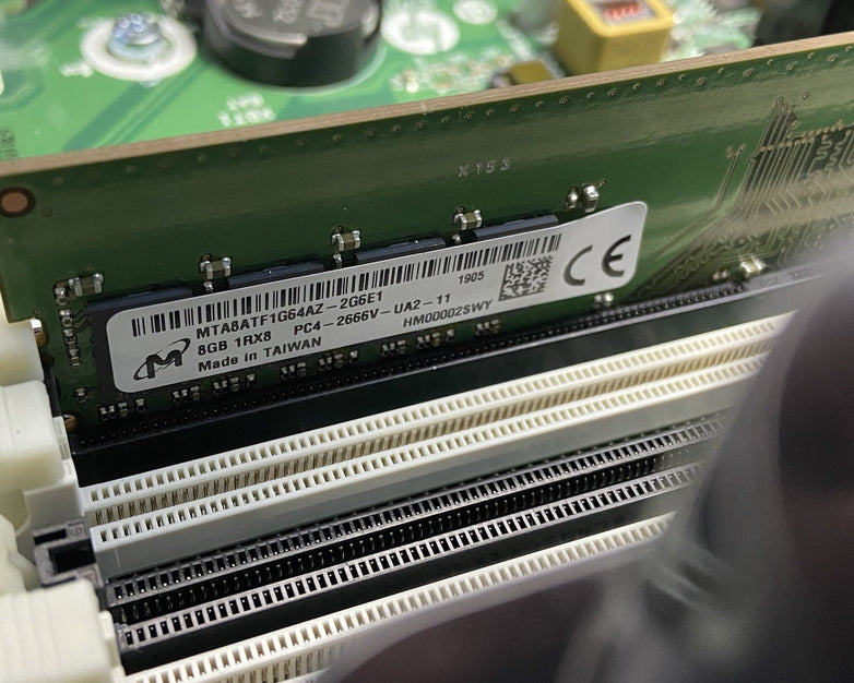 HP EliteDesk 800 G4 SFF Intel Core i5-8500 3GHz 8GB RAM No HDD No OS