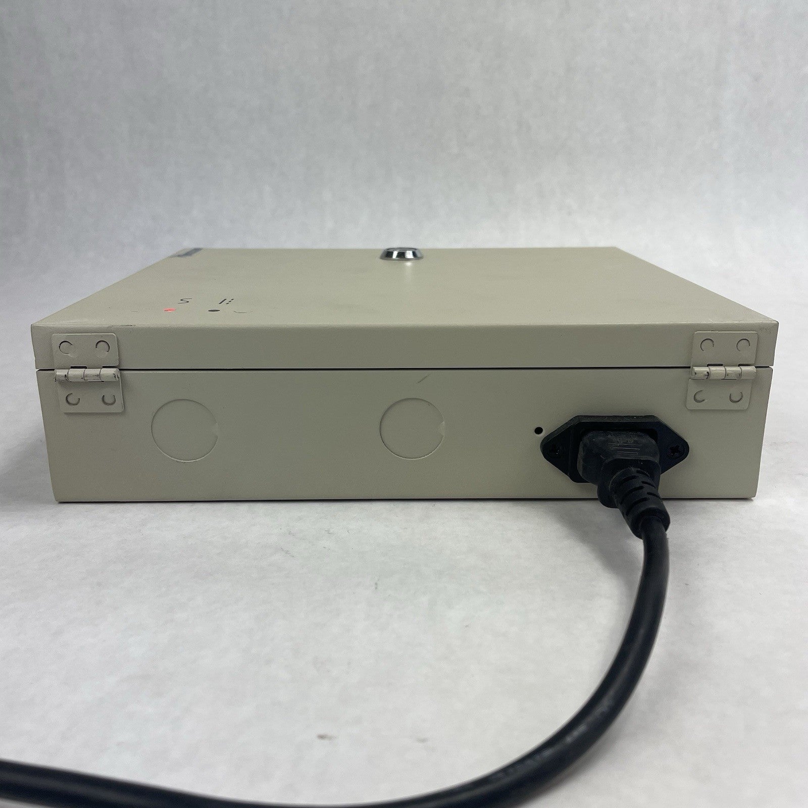 18 Channel Port 12V DC 10 Amp Amper with Power Supply No Keys