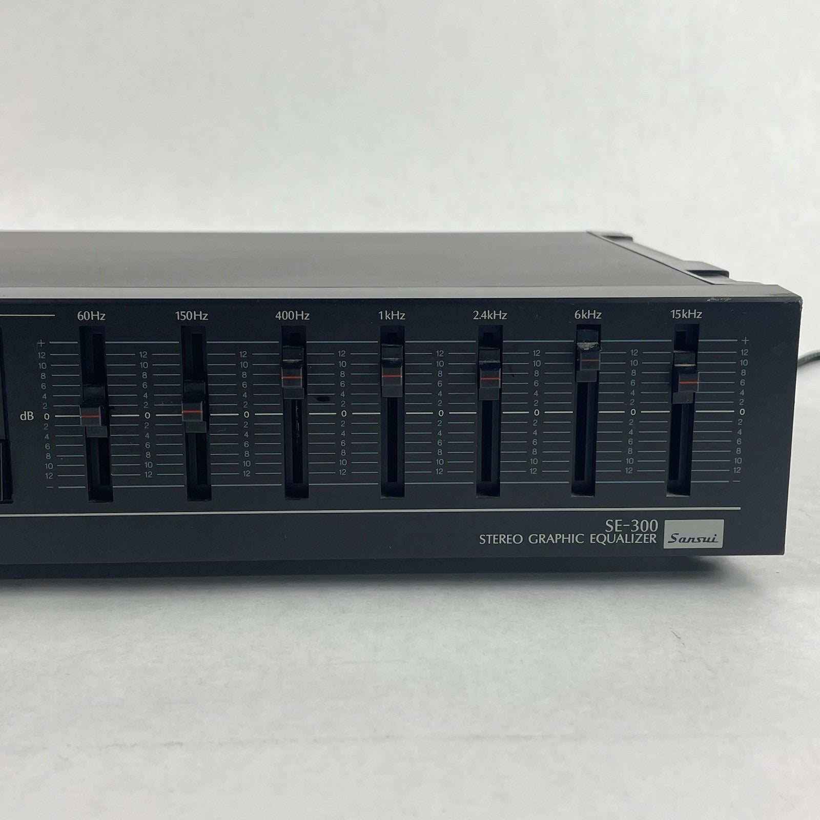 Sansui SE-300 Analog Stereo Graphic Equalizer Black4