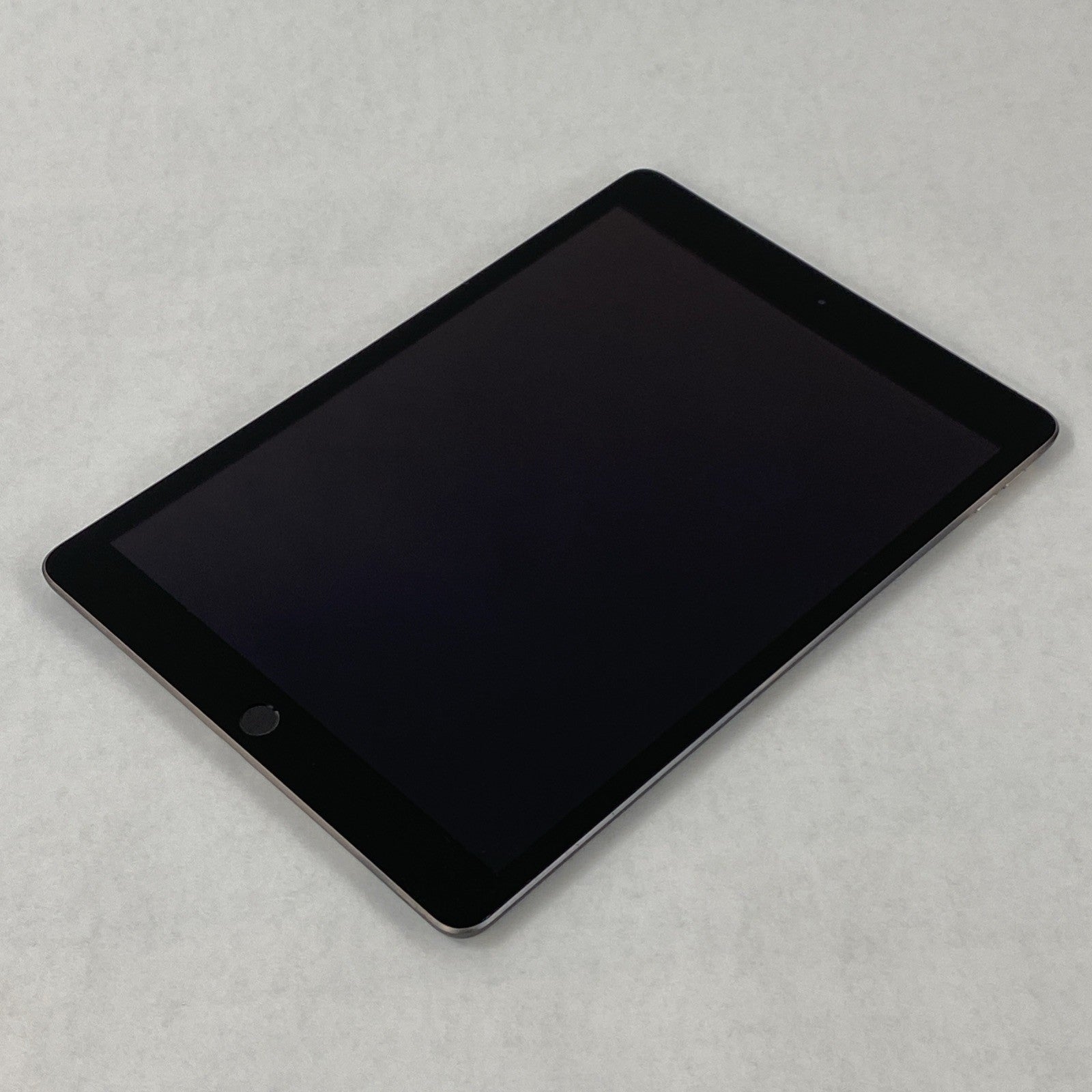 Apple iPad 7th Gen A2197 128GB 10.2" Wi-Fi Space Gray IOS 18.7.84