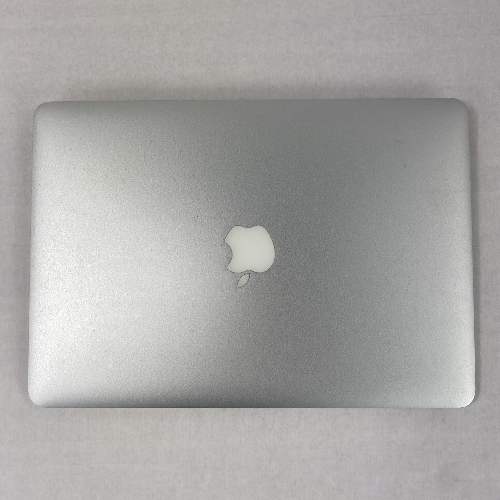 Apple A1369 MacBook Air 2011 13" 1.8Ghz i7 4GB RAM 250GB SSD os10.13.6 969Cycles