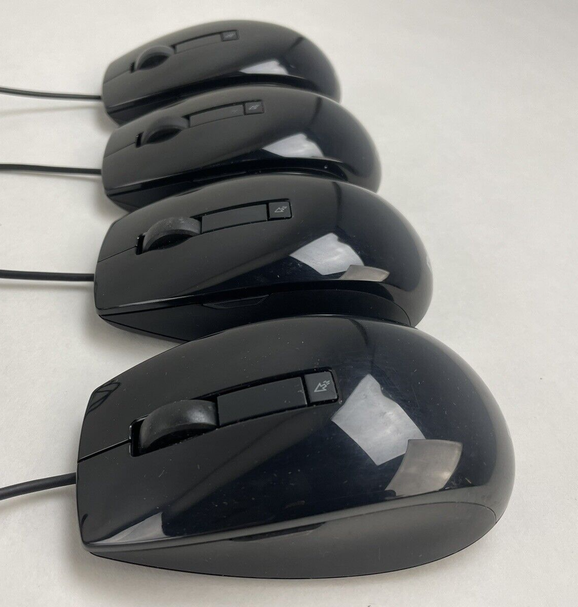 Dell M-UAV-DEL8 Black USB Optical Scroll Mouse with 6 Buttons J660D Lot of 4