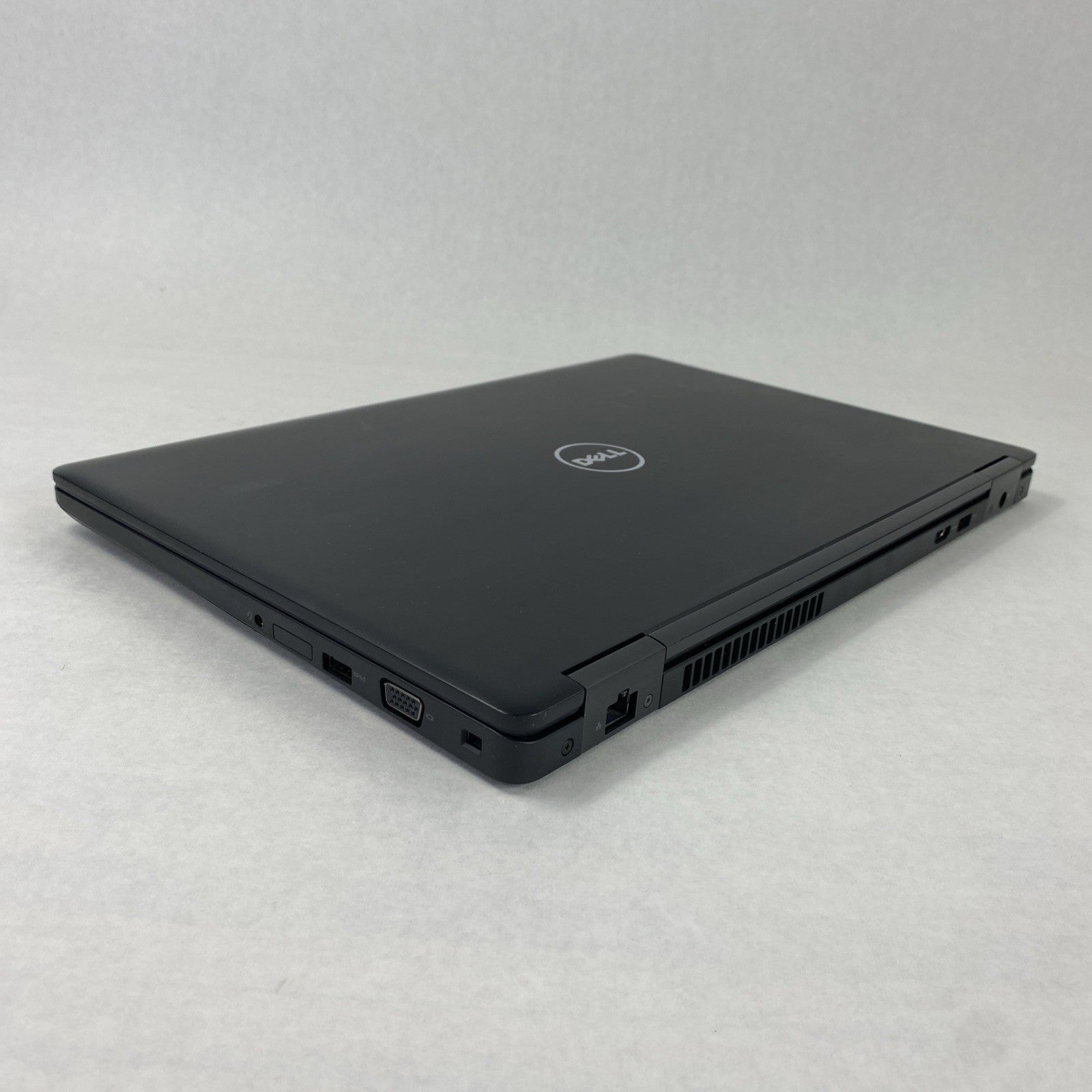Dell Latitude 5580 Intel Core i5-7300U 2.60 GHz 8 GB RAM 15.6" No HDD No OS