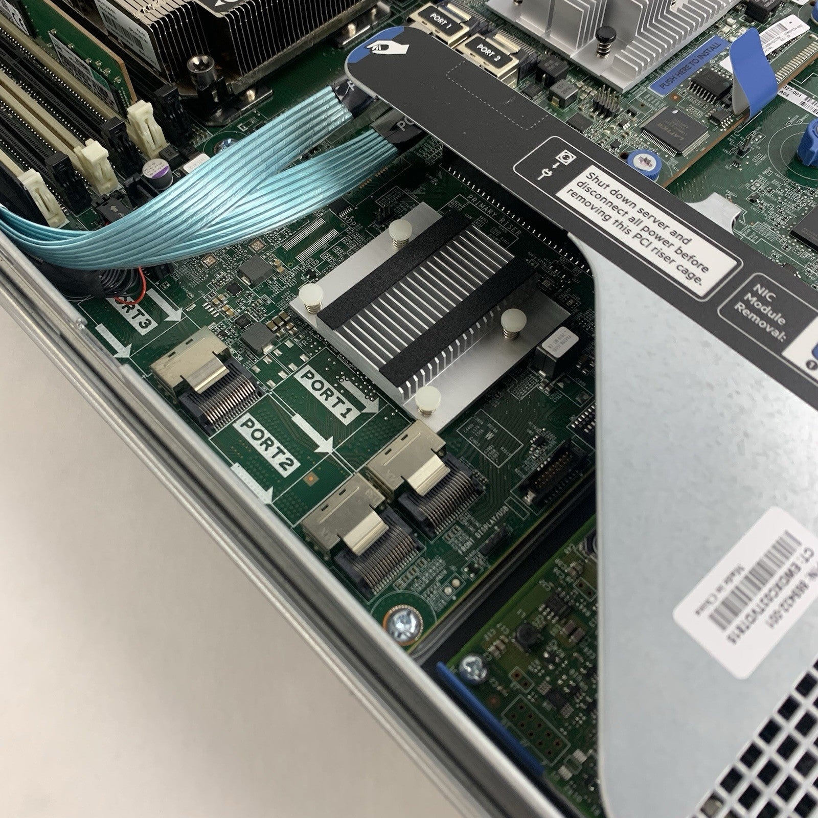 HP Proliant DL360 Gen10 Server 1x Silver 4208 2.1 GHz 16 GB Ram No OS No HDD13