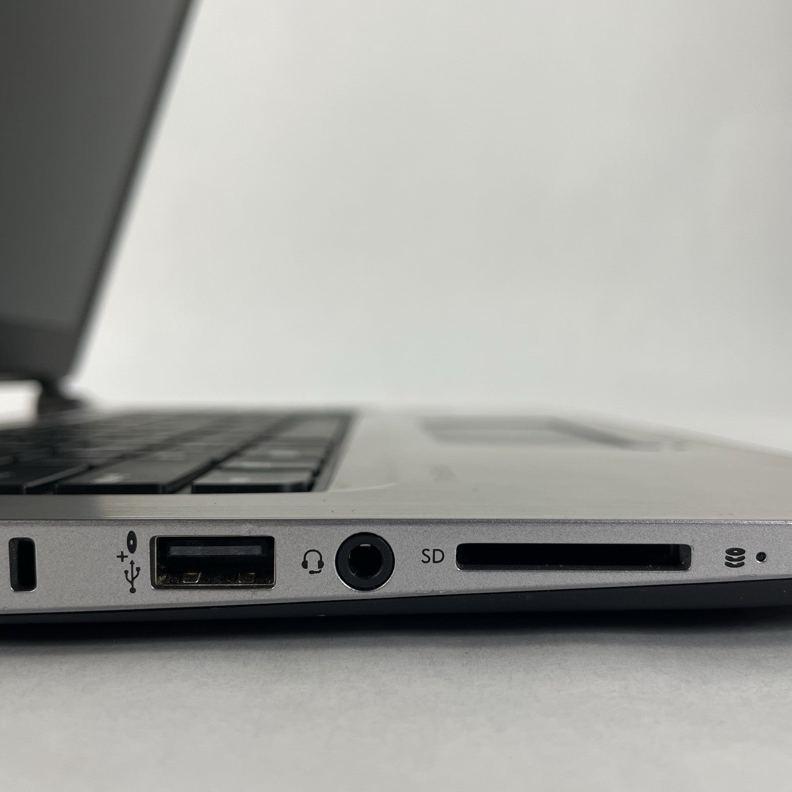 HP ProBook 440 G3 14" i5-6200U 2.30 GHz 8 GB RAM No SSD/OS/AC/Battery5