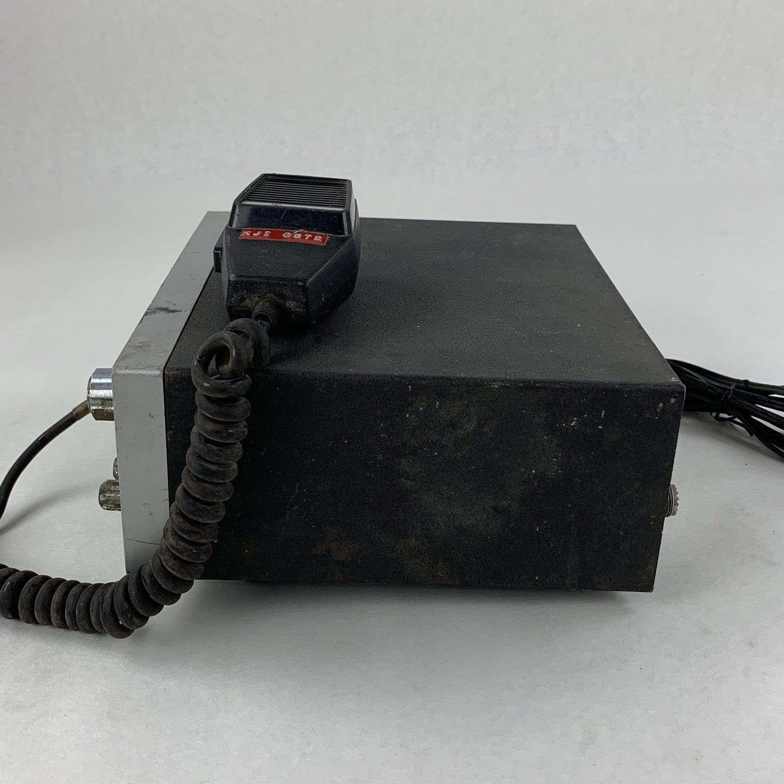 American Electronics 76-601  Freedom CB Radio Powers ON