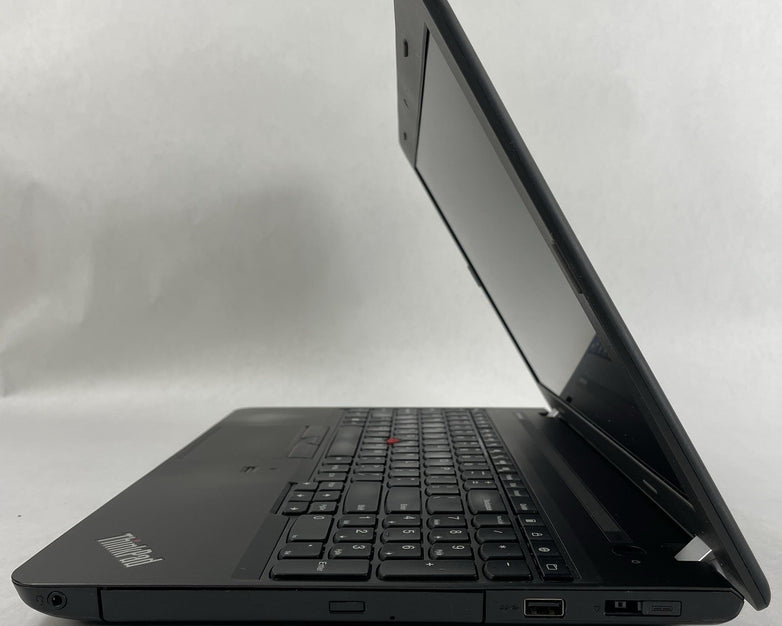 Lenovo ThinkPad E560 15.6" i5-6200U 2.30 GHz 8 GB RAM No SSD/OS/AC