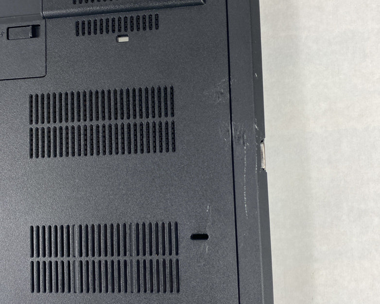 Lenovo ThinkPad L570 Core i5-6300U 2.4GHz 8GB RAM 15.6" No Battery No HDD No OS