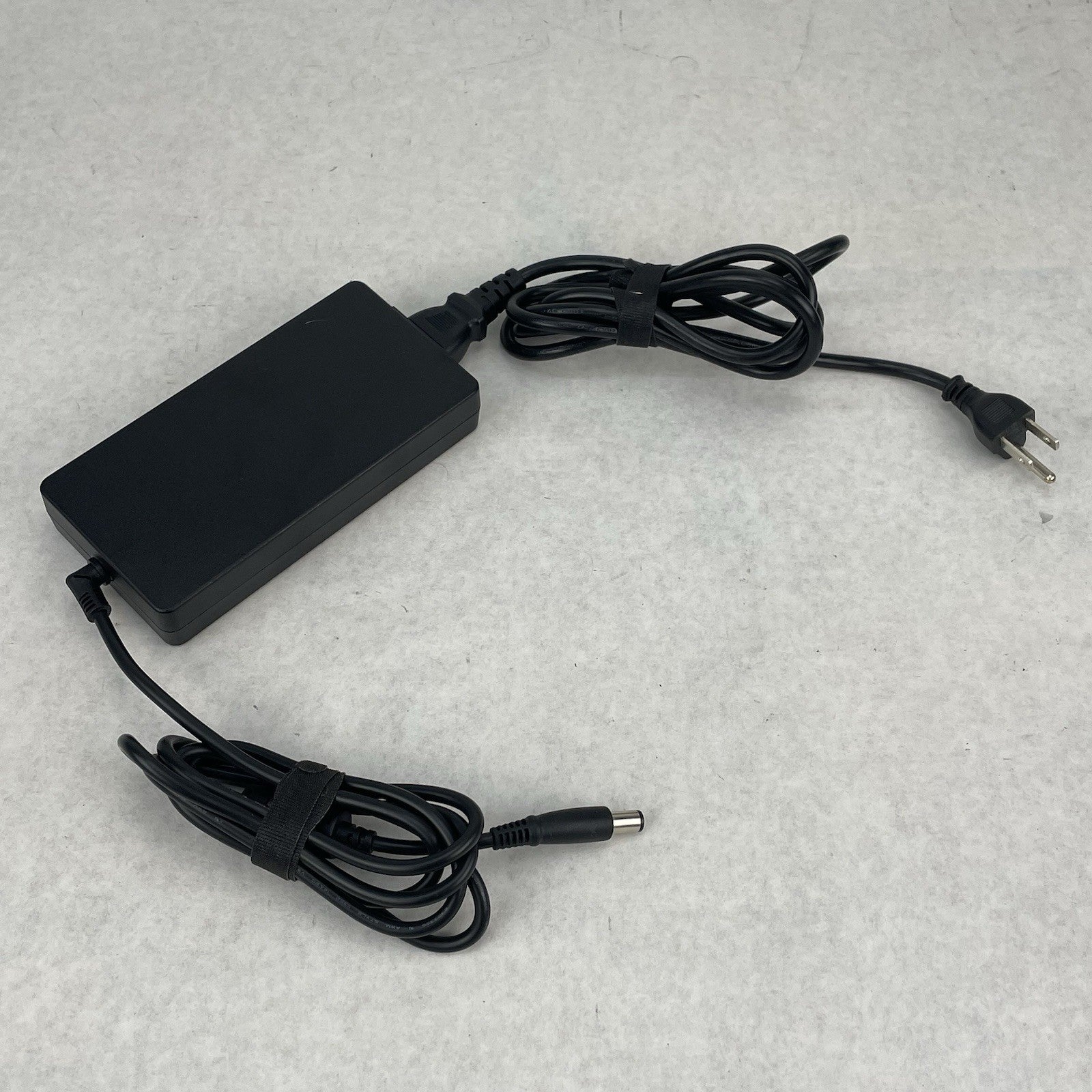 OEM Caldigit FSP230-AJJC1401 Switching Power Adapter0