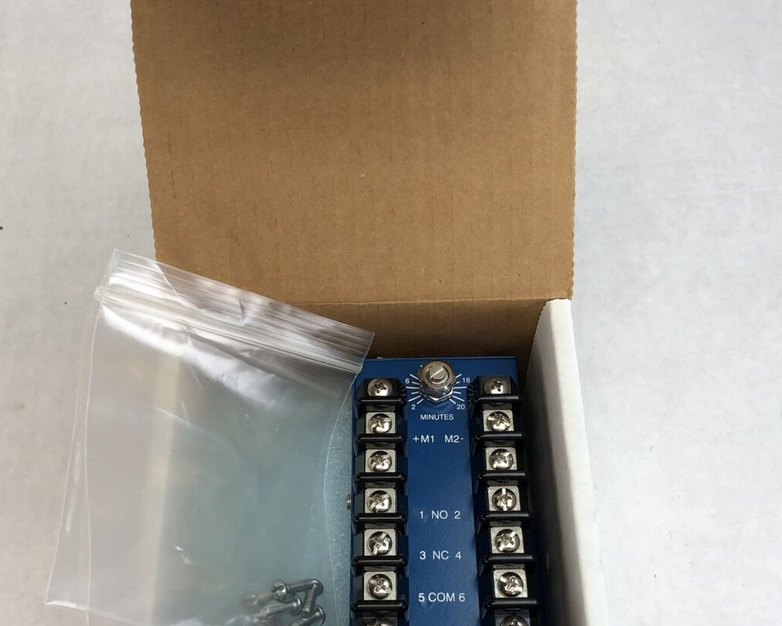 NTS 812-1-6-13-O Timing Delay Relay Series 812 - For Parts or Repair