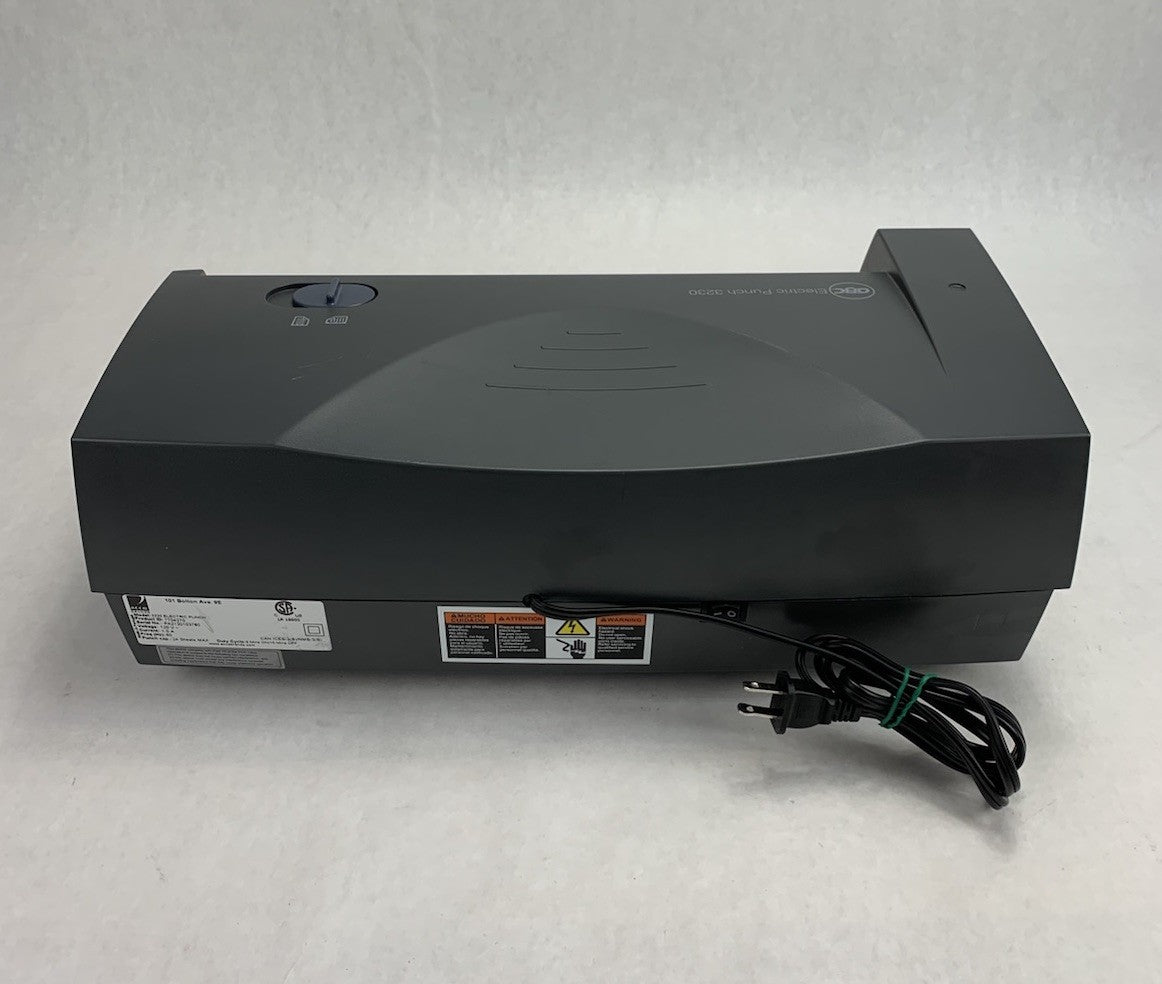 GBC Electric Punch 3230 - Tested3