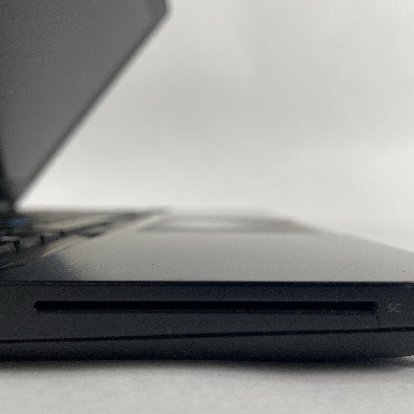 Dell Latitude 5580 15.6" i5-7300U 2.60 GHz 8 GB RAM No SSD/OS/AC7