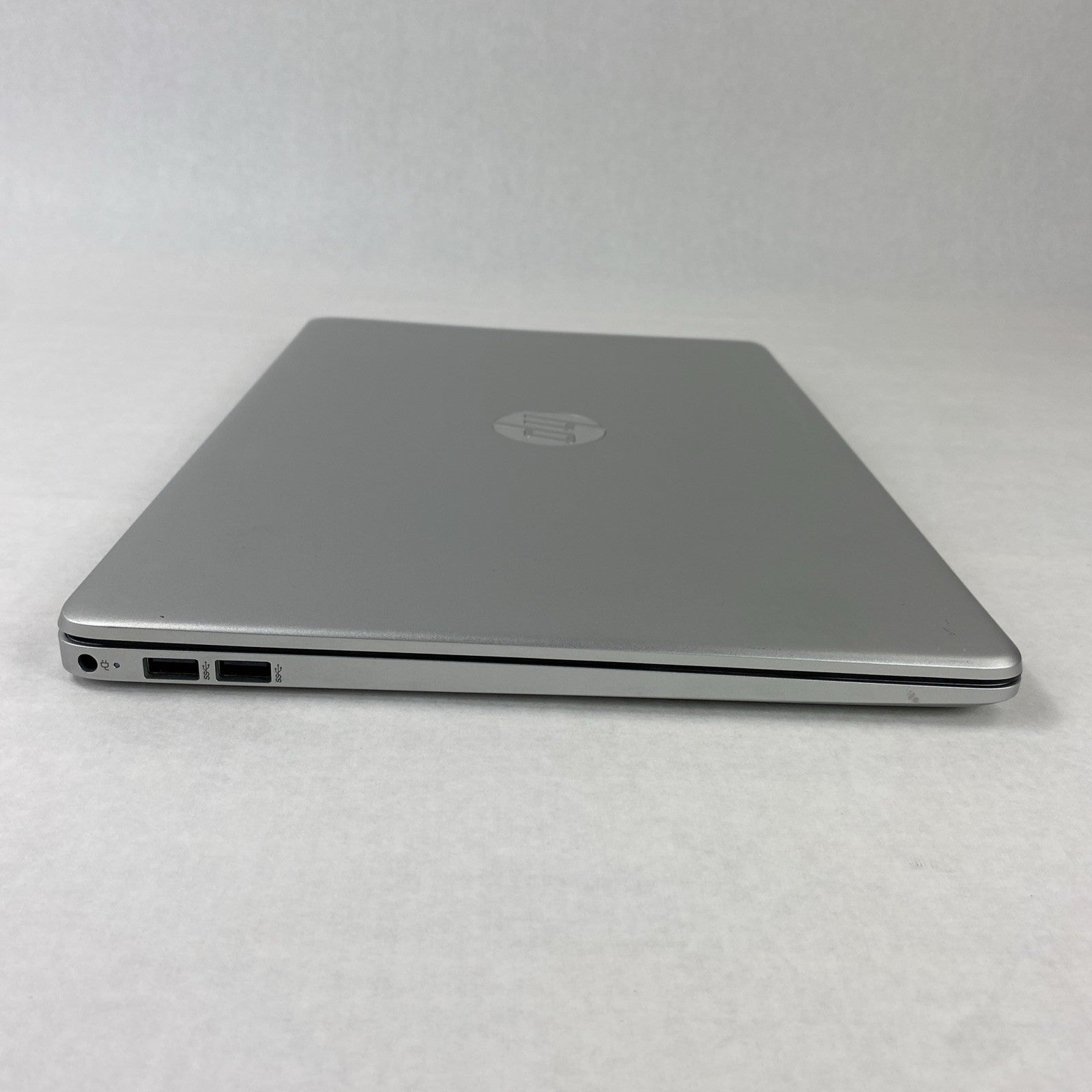 HP Laptop 15-dy1043dx 15.6" Touch i5-1035G1 1.00GHz 8GB RAM No Battery No HDD/OS