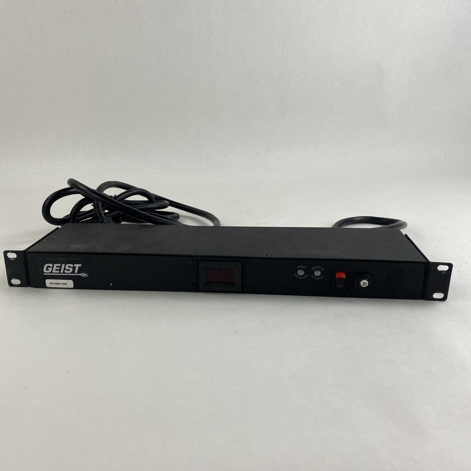 Geist SPC104-1020 10 Outlet 125VAC 20A Power Strip1