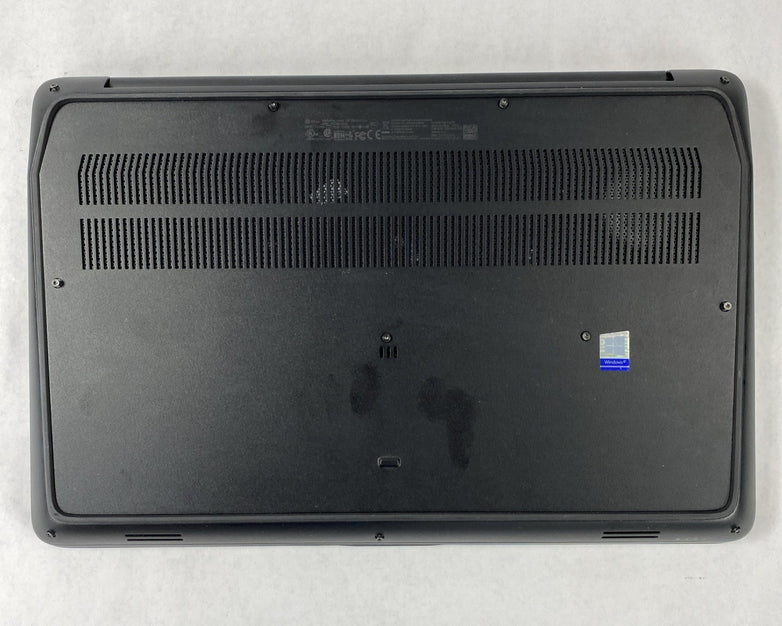 HP ZBook 17 G3 Intel Core i7-6700HQ 2.60 GHz 8 GB RAM 17.3" No HDD No OS