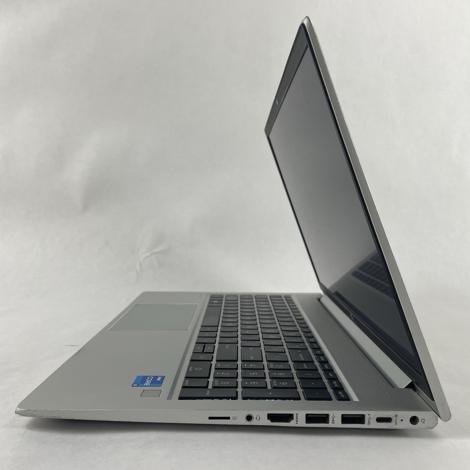 HP ProBook 450 G8 15.6" i5-1135G7 2.40 GHz 8 GB RAM No SSD/OS/AC - Bad Bottom5