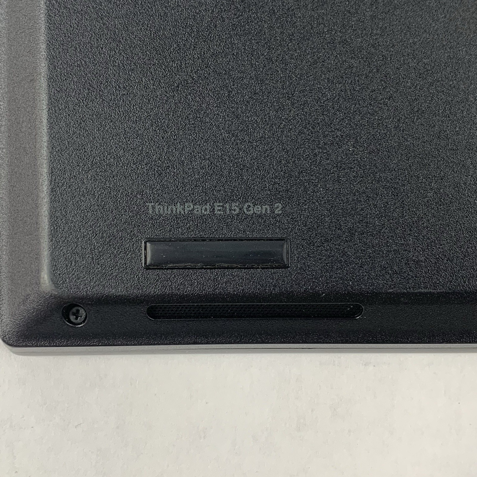 Lenovo ThinkPad E15 Gen 2 15.6" i5-1135G7 2.40 GHz 16 GB RAM No OS/SSD/AC10