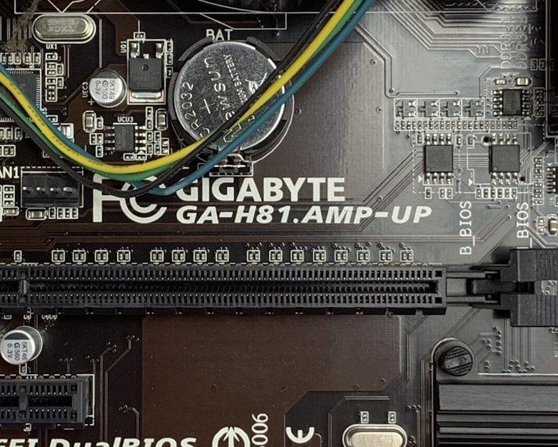 Gigabyte GA-H81.AMP-UP Motherboard Intel Pentium G3220 3.0GHz 8GB RAM w/ Shield
