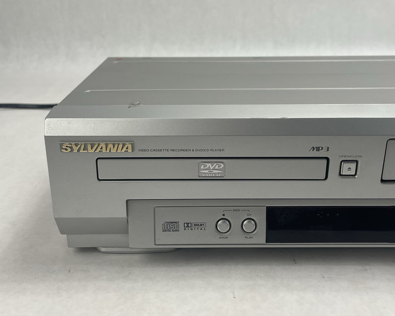 Sylvania SSD803 Video Cassette Recorder & DVD/ CD Player No Remote Tested