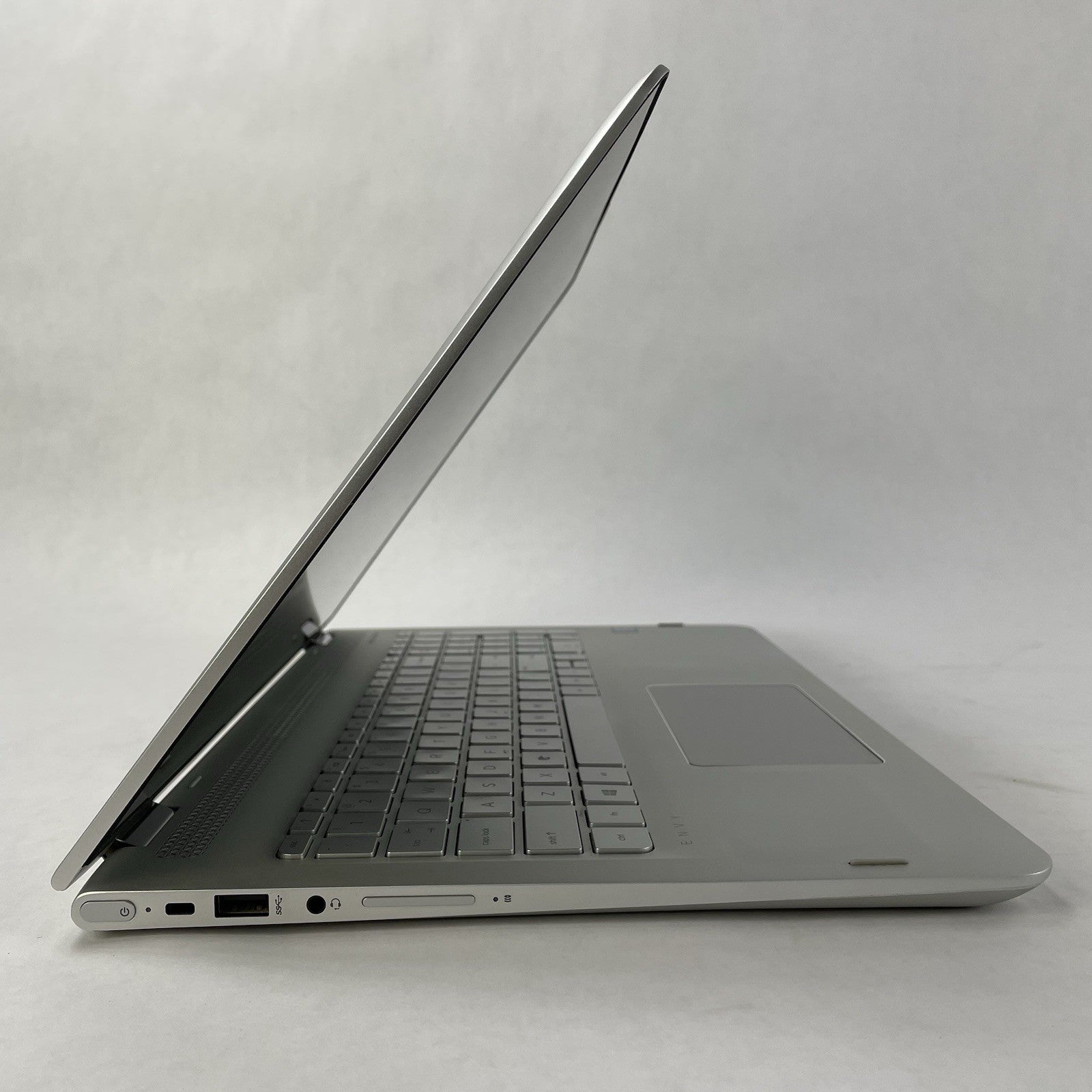 HP Envy x360 15-aq267cl 15.6" i7-8550U 1.80 GHz 8 GB RAM No SSD/OS/AC3