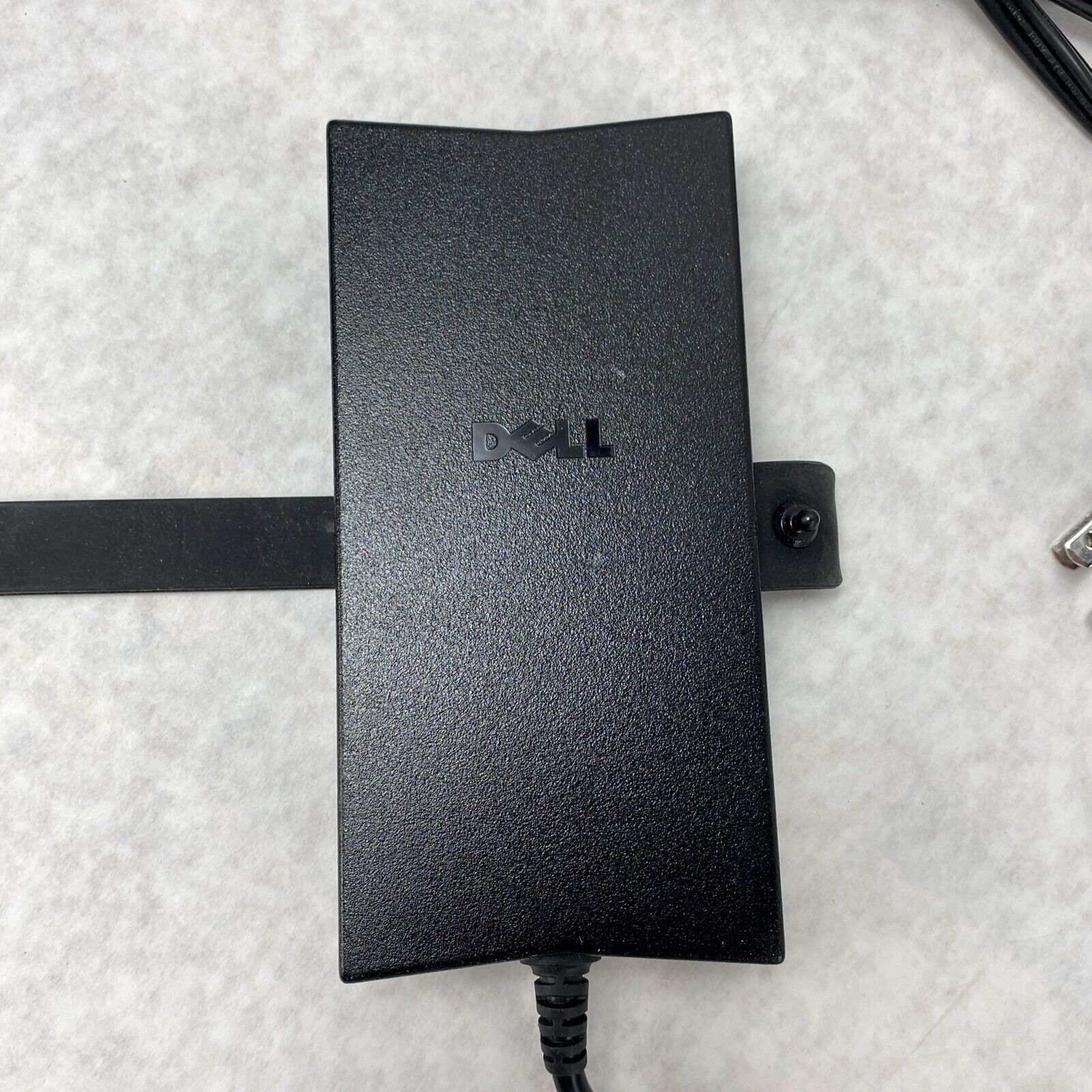 Lot of 30 Genuine Dell DA130PE1-00 130W 19.5V 6.7A AC/DC Adapter w/ Power Cable