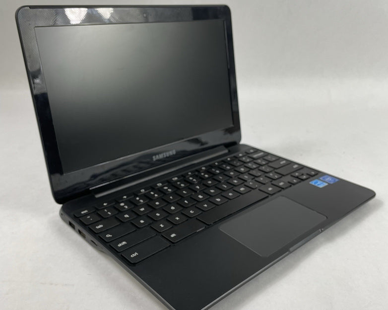 Samsung NoteBook 500C XE500C13 11.6" Celeron N3060 1.60 GHz 4 GB RAM 16 GB SSD