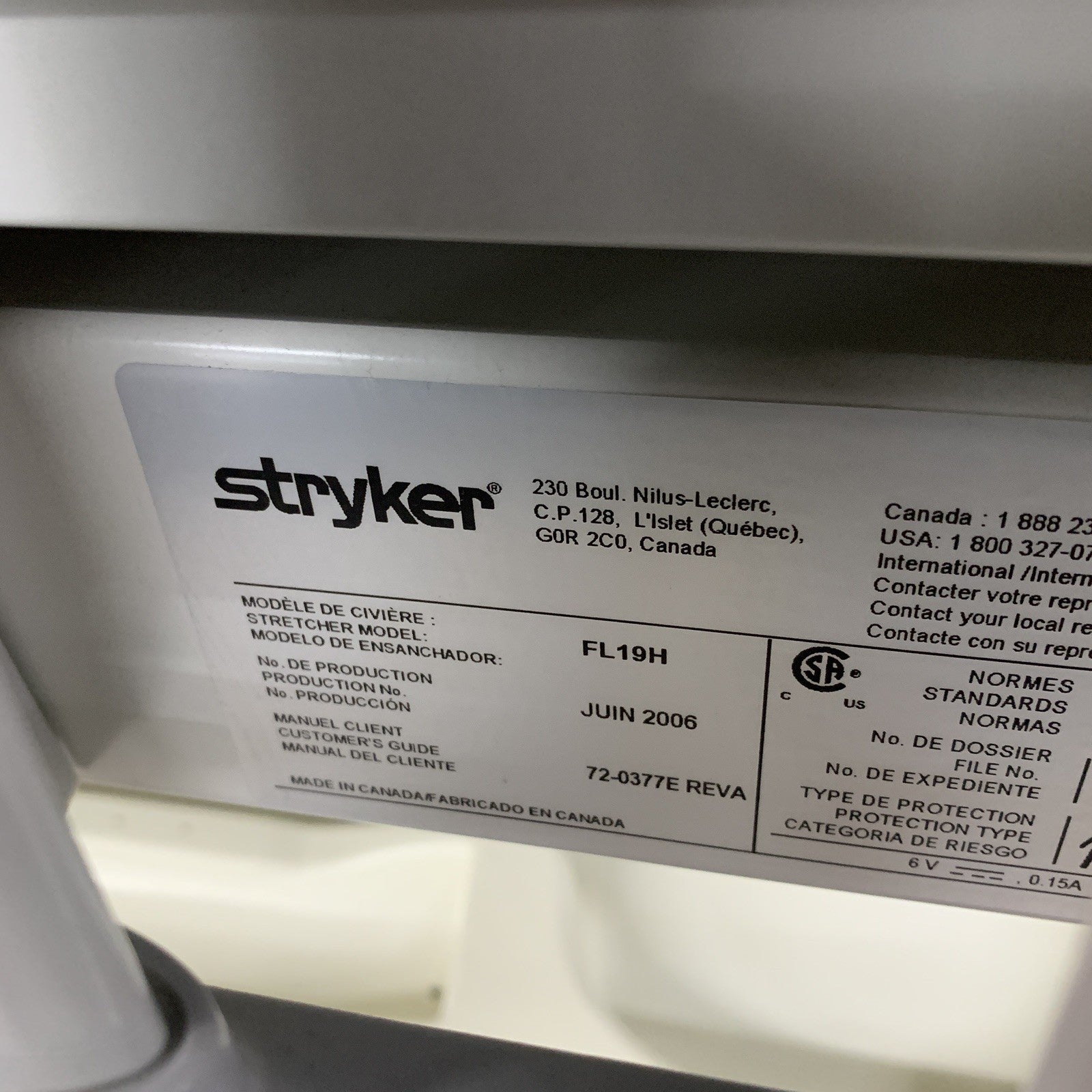 Stryker Cub FL19H Pediatric Crib with Mattress No Handles on Doors No Scale