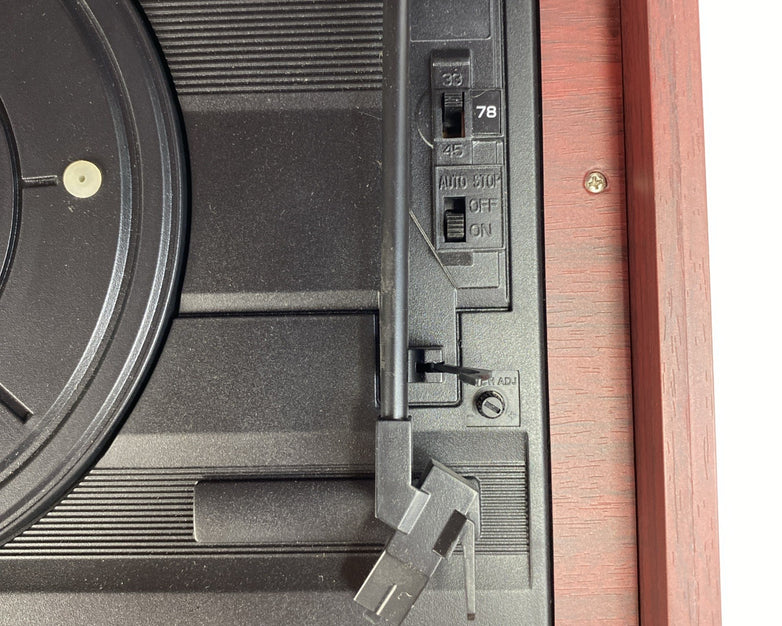 Studehaker SB6052 Turntable FM/AM stereo Receiver Cassette Player