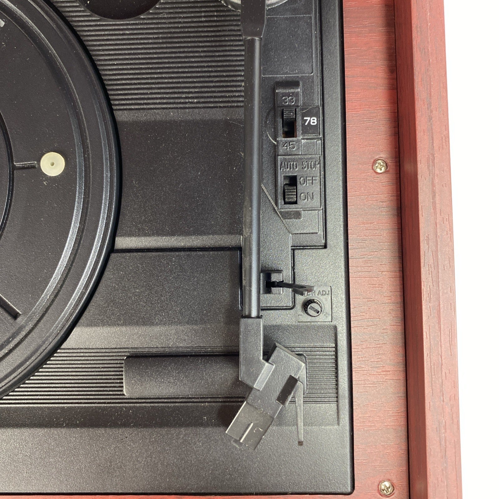 Studehaker SB6052 Turntable FM/AM stereo Receiver Cassette Player7