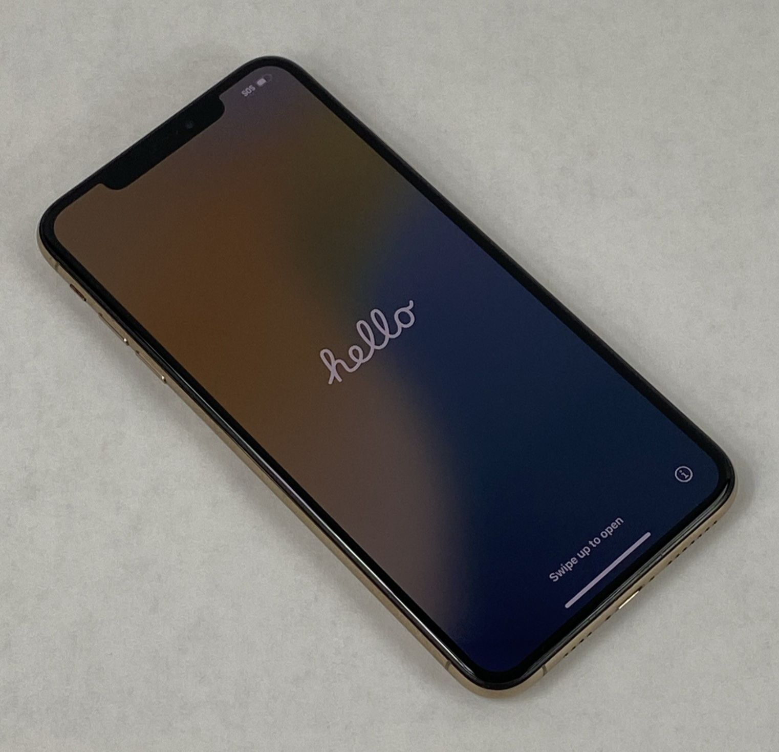 Apple iPhone XS Max A1921 256GB Unlocked 6.5" Gold IOS 18.7.8 - Service Battery0