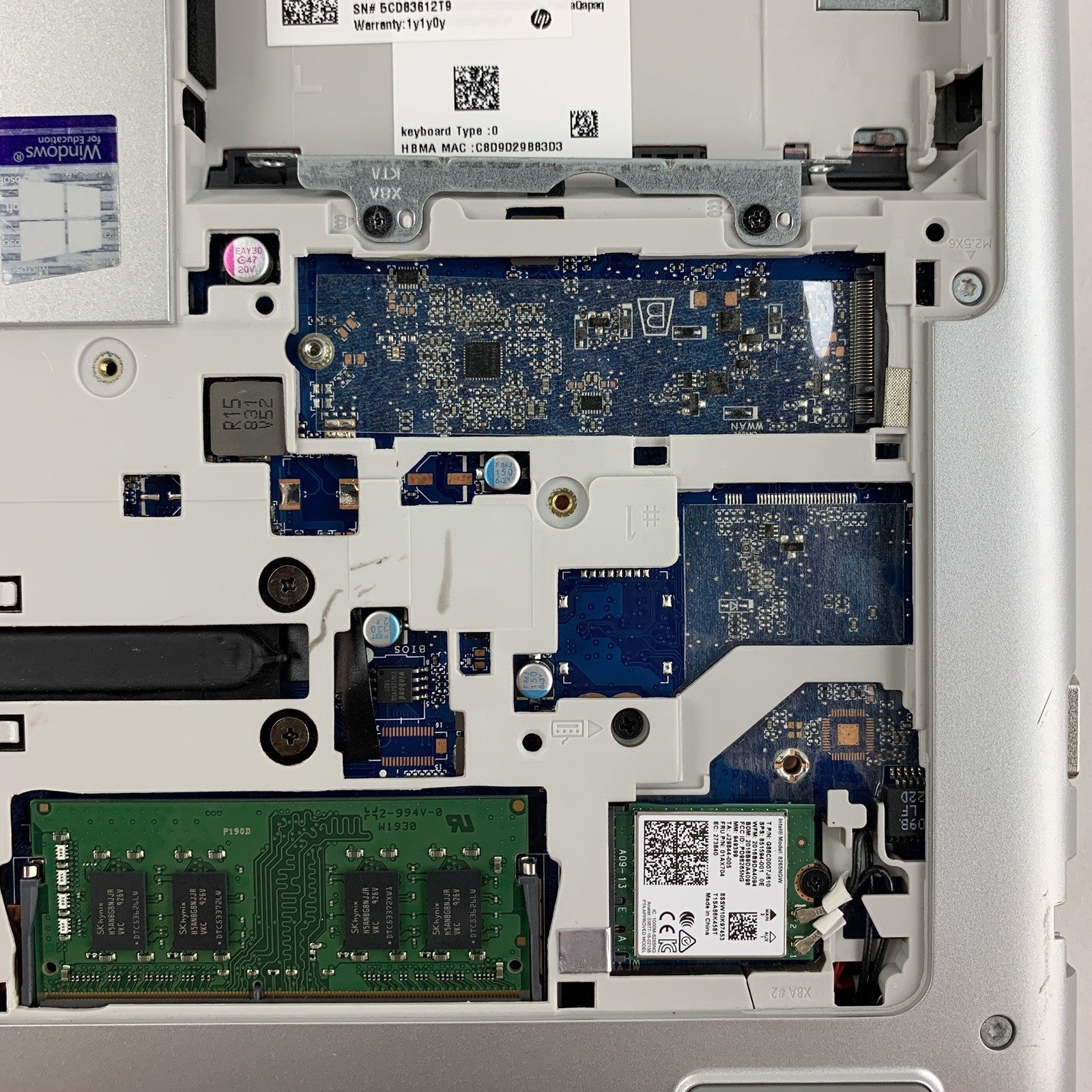 HP ProBook 430 G5 14" i5-7200U 2.5 GHz 8 GB Ram No OS No HDD No Bottom Cover